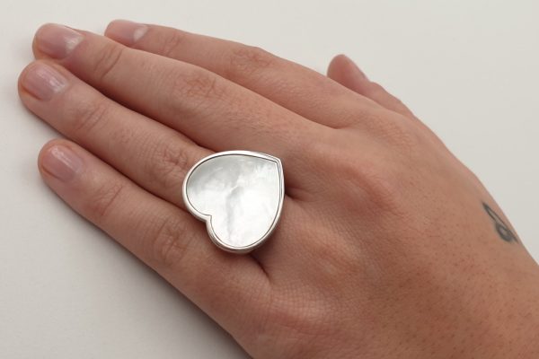 Anello Cuore di Madreperla.  AD1989 - immagine 2